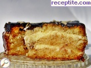 снимка 2 към рецепта Торта с шоколадова глазура и филирани бадеми