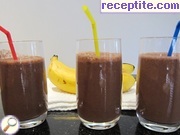 снимка 1 към рецепта Какао-бананов шейк