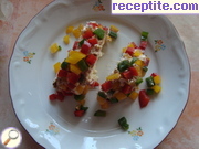 снимка 2 към рецепта Цветно руло с яйца и сирене