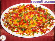 снимка 1 към рецепта Цветно руло с яйца и сирене
