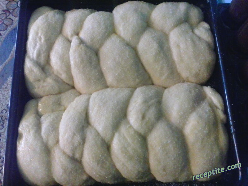 Снимки към Козунак на конци