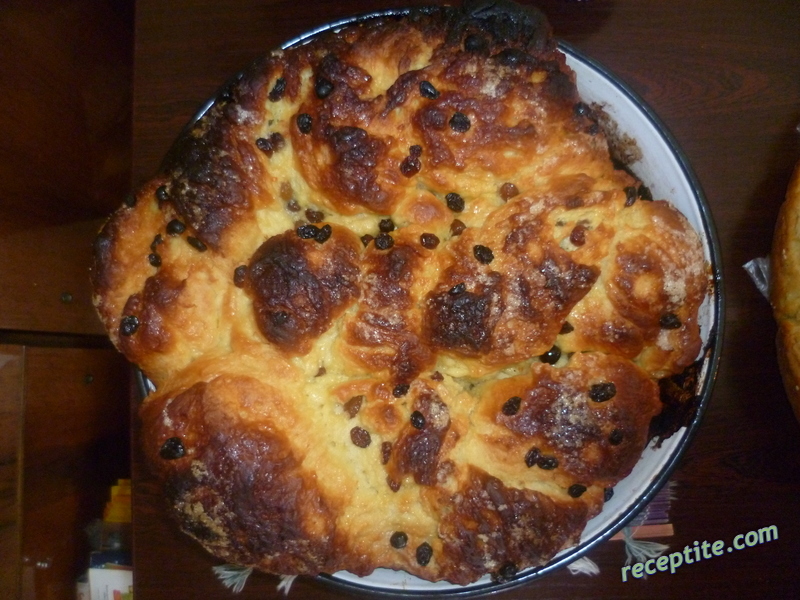 Снимки към Пухкав козунак