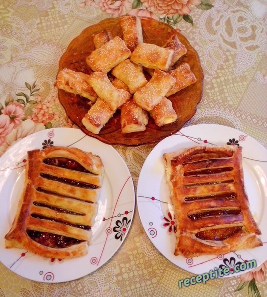 Снимки към Сладкиш с бутер тесто и мармалад