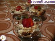 снимка 4 към рецепта Ягодов десерт