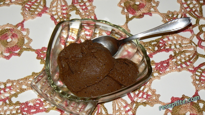 Снимки към Шоколадов сладолед с авокадо и киви