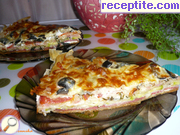 снимка 3 към рецепта Пица с готови кори за баница