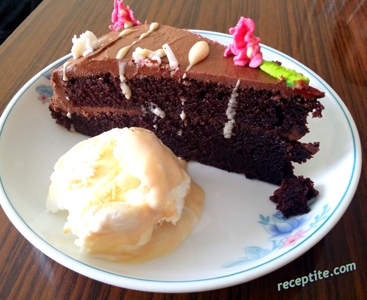 Снимки към Шоколадова торта *Стефани*
