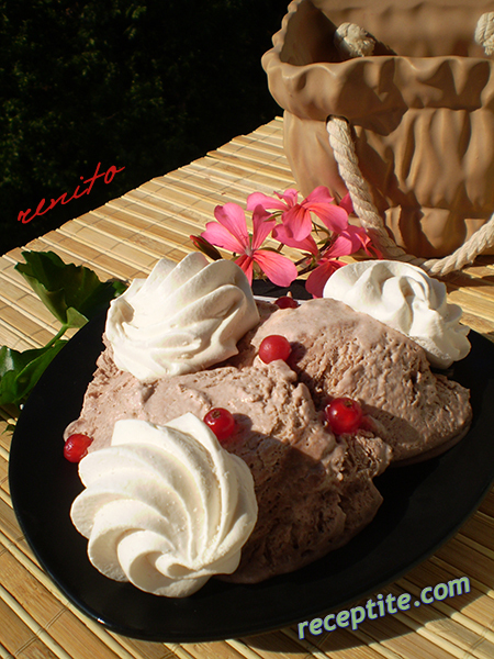 Снимки към Домашен сладолед Страчатела