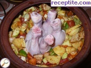 снимка 4 към рецепта Зеленчуци с пиле в гювеч