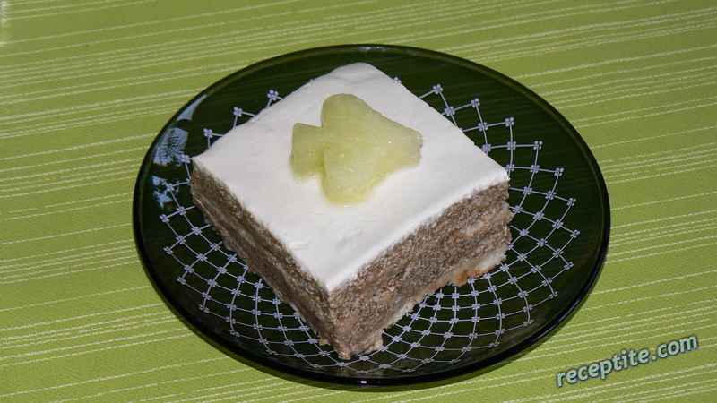 Снимки към Бисквитена торта с пъпеш