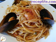 снимка 5 към рецепта Спагети с морски дарове