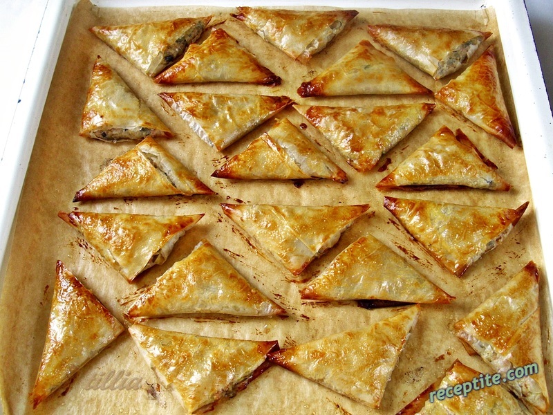 Снимки към Банички (соленки) с кайма и патладжан