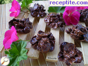 снимка 2 към рецепта Шоколадови клъстери с корнфлейкс