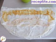 снимка 5 към рецепта Баница на рула с кори на сач