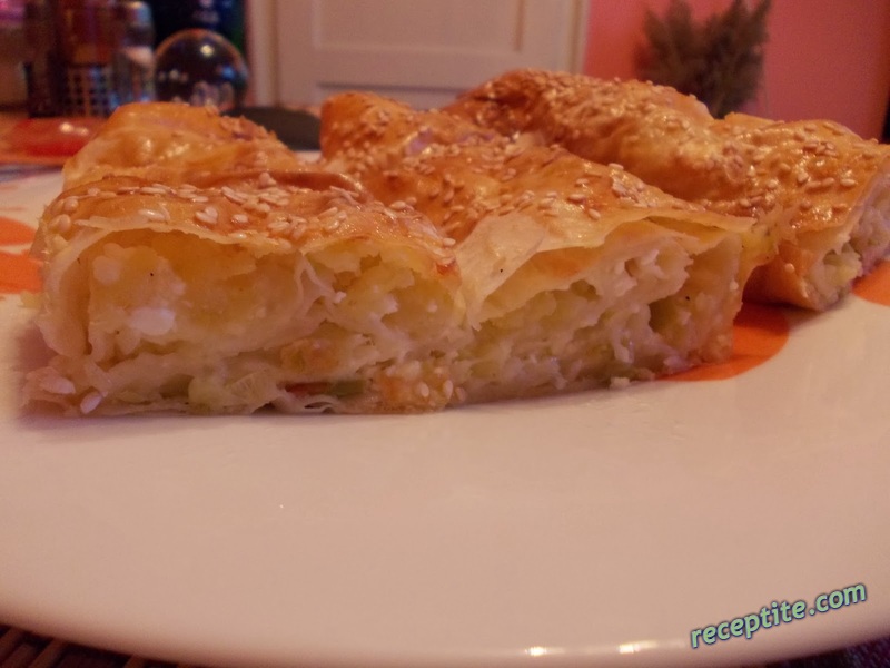 Снимки към Одринско изкушение с праз, картофи и сирене