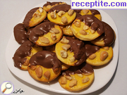 снимка 2 към рецепта Бисквити с ядки