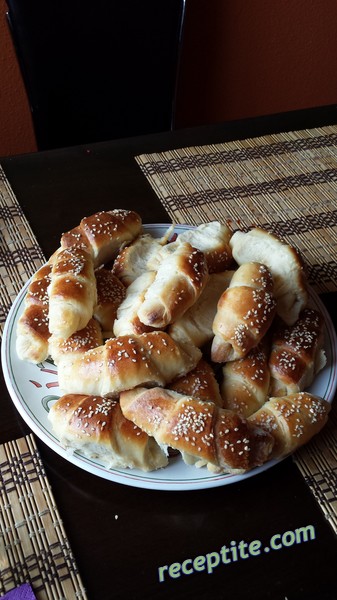 Снимки към Тесто за пити и кифлички