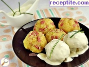 снимка 2 към рецепта Картофени топки с майонезен сос