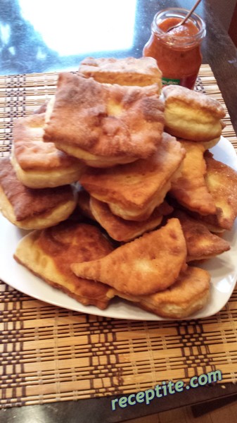 Снимки към Бухтите на мама