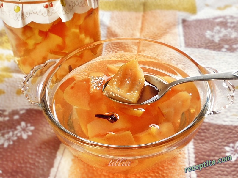 Снимки към Компот от дюли