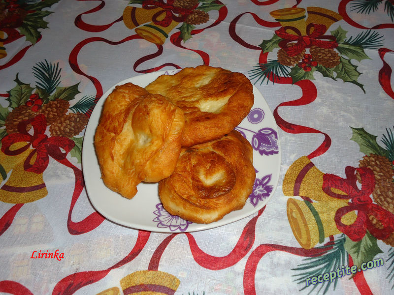 Снимки към Мекици с мая и кисело мляко