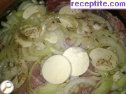 снимка 2 към рецепта Свински пържоли в гювеч