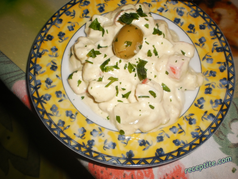 Снимки към Яйчена салата без майонеза