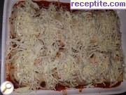 снимка 3 към рецепта Палачинкови рула в доматен сос