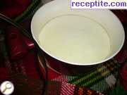 снимка 1 към рецепта Домашно крема сирене