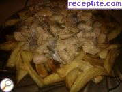 снимка 5 към рецепта Пиле Жулиен върху канапе от картофи