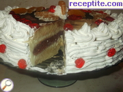 снимка 1 към рецепта Сметанова торта с плодове и лек крем
