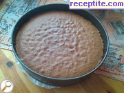 снимка 10 към рецепта Дупчен сладкиш с пудинг и сметана