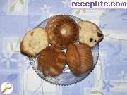 Бадемови кексчета със сушени плодове