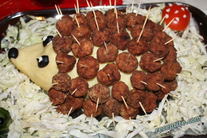 Снимки към Таралеж с кюфтенца