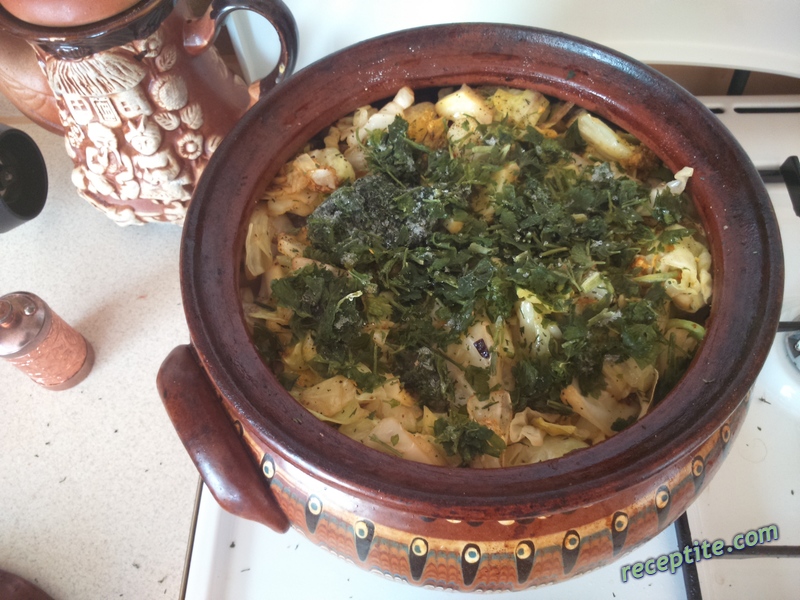 Снимки към Гулаш в гювеч