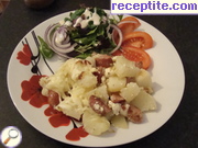 снимка 9 към рецепта Запеканка с картофи и кренвирши