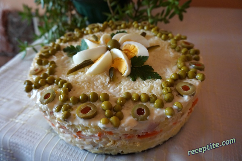 Снимки към Солена торта - въздушна салата