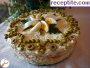 снимка 3 към рецепта Солена торта - въздушна салата
