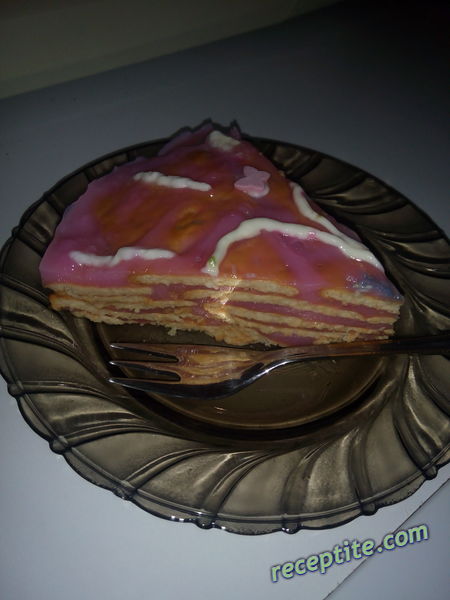 Снимки към Бисквитена торта с крем нишесте