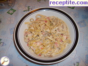 снимка 1 към рецепта Паста със сьомга, скариди и спанак в сос от вермут