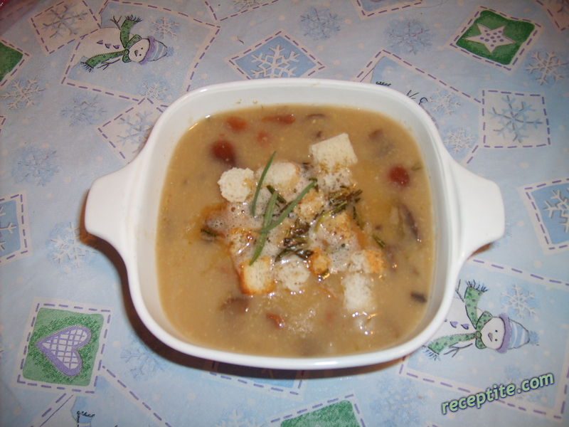 Снимки към Нахутена крем супа с гъби и розмарин в слоу кукър