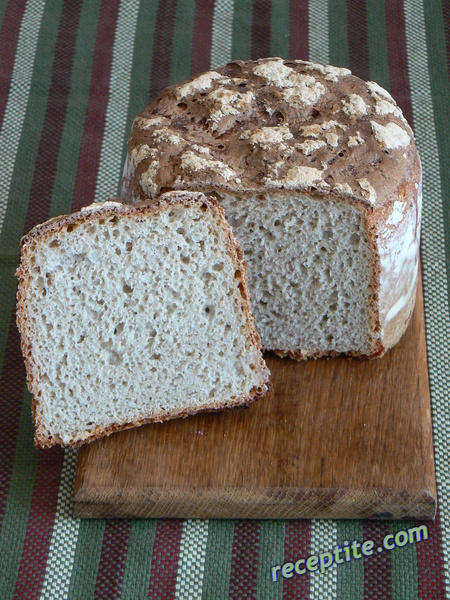 Снимки към Ръжено-пшеничен хляб със закваска