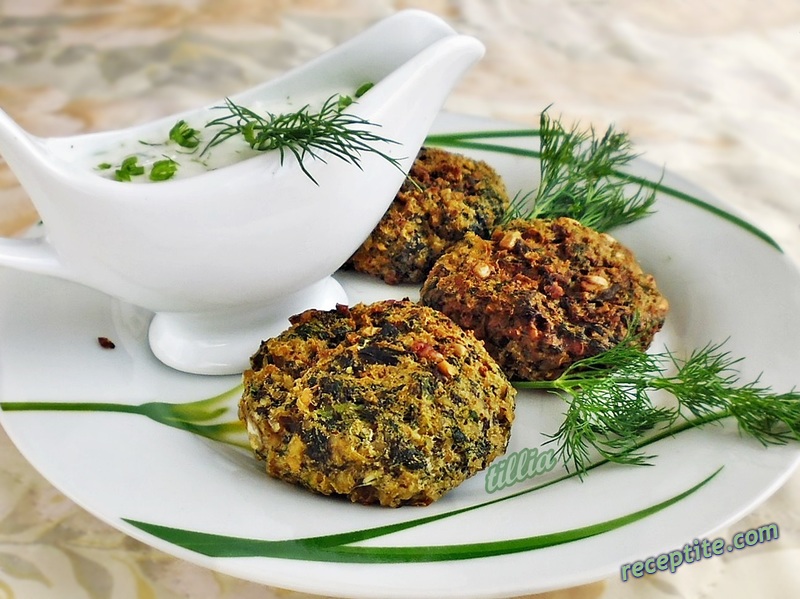 Снимки към Кюфтета от зеленийки и булгур