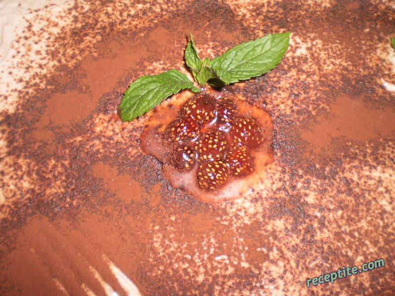 Снимки към Бишкотен сладкиш с извара и течен шоколад