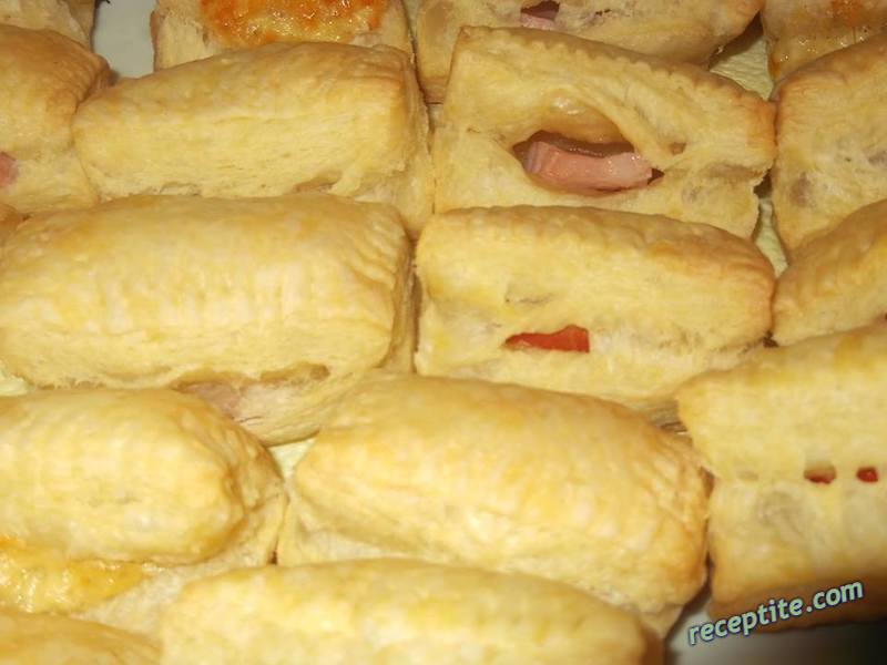Снимки към Банички от бутертесто