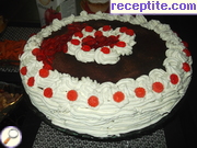 снимка 7 към рецепта Сметанова торта с плодове и лек крем