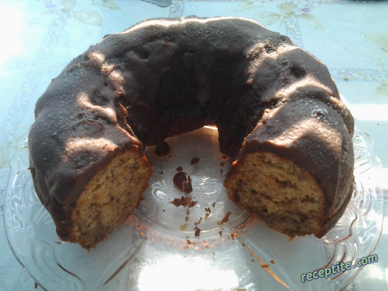 Снимки към Какаов кекс със сладко