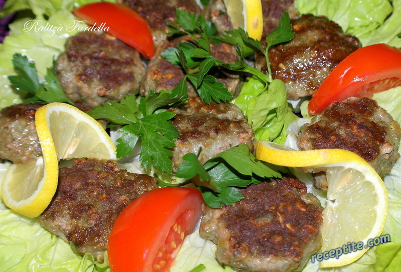 Снимки към Сочни кюфтета