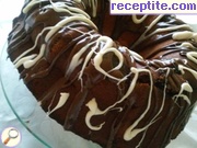 снимка 10 към рецепта Какаов кекс със сладко