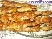 снимка 1 към рецепта Овкусени пилешки шишчета на фурна